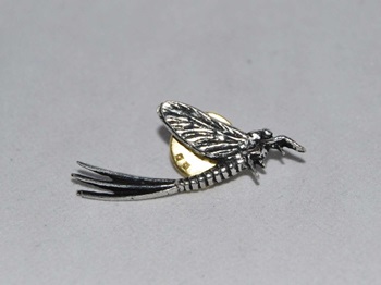 Pin's Mouche de mai - Pins