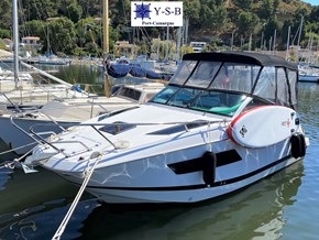 Yacht Service : vente de FOUR WINNS VISTA 255 spécialiste de Bateaux Moteurs