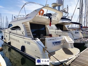 Yacht Service : vente de RODMAN 56 YACHT spécialiste de Bateaux Moteurs