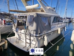 Yacht Service : vente de PRINCESS 315 FLY spécialiste de Bateaux Moteurs